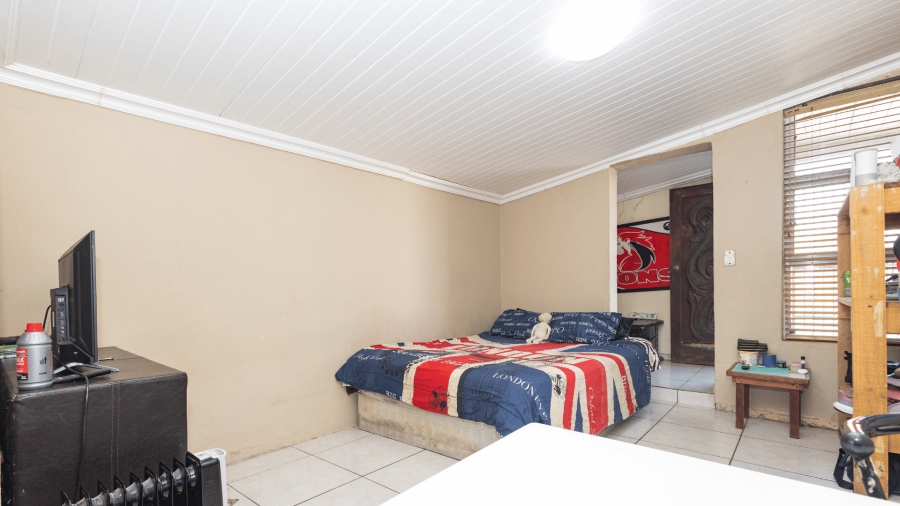 3 Bedroom Property for Sale in Peerless Park North Western Cape